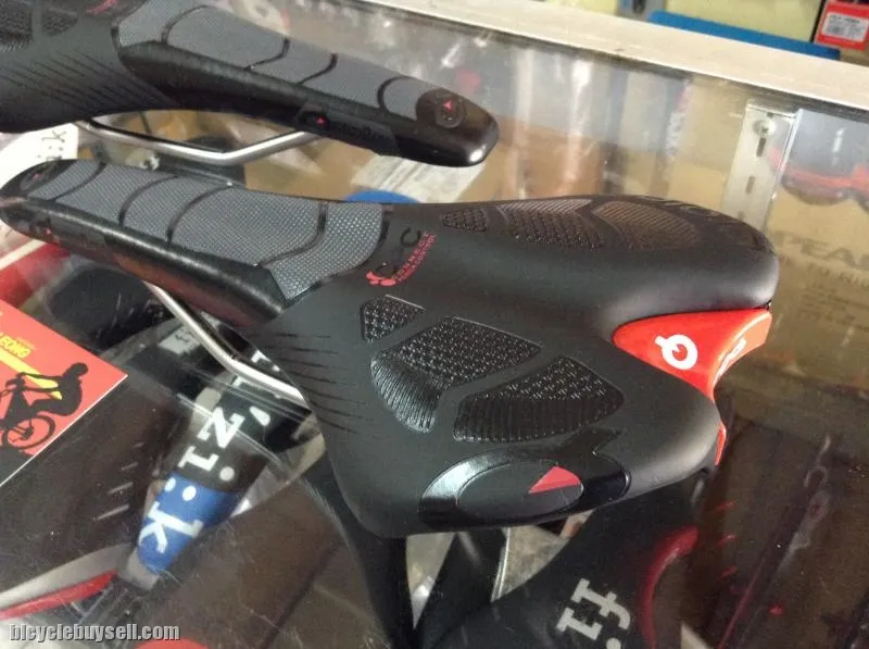 Prologo Scratch 2 CFC Pro Saddles (free pos w.m)