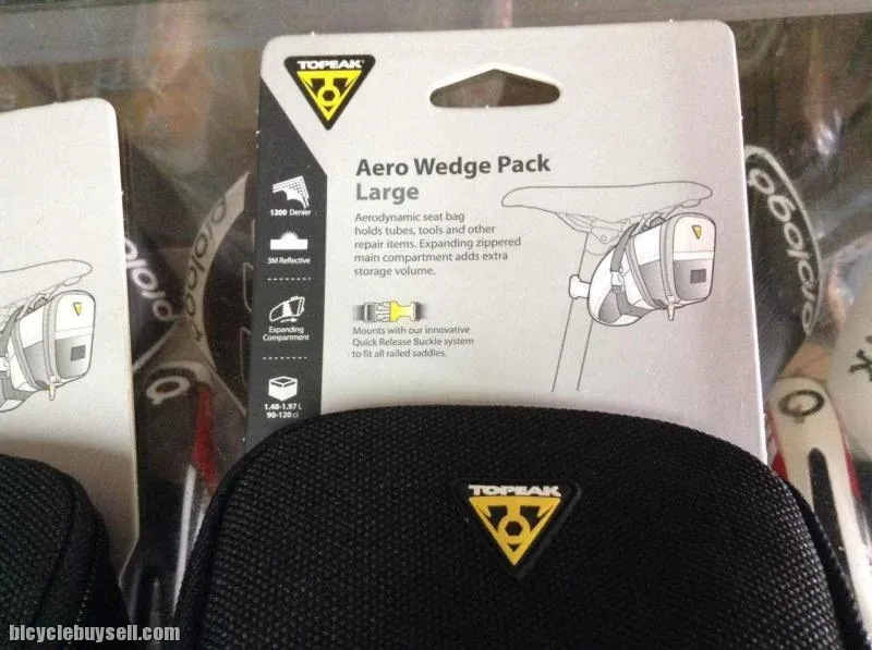 Topeak Aero Wedge Pack / Large _ Strap On Saddles Bag _ Taiwan  (free pos w.m)
