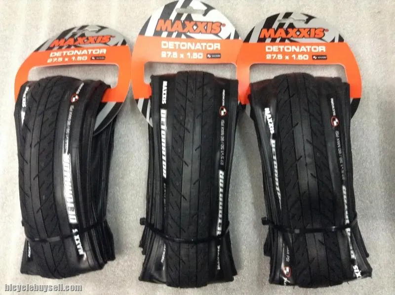 Maxxis Detonator Slick Tires | 27.5 x 1.5 | Folding Bead 1Pair  @ free pos