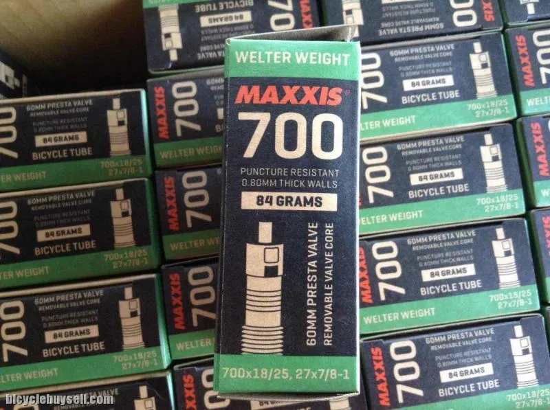 Maxxis Tubes 700 x 18/25c FV 60L  Roadbike (Made In Taiwan)