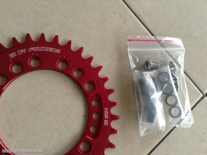 Fouriers Oval Single ChainRing - M7000,M8000,M9000 Compatible - 34T Red - Taiwan -- free courier