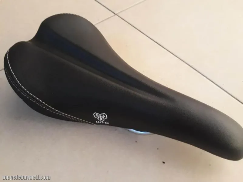 WTB Rocket V Saddles XC/Offroad With Comfort Zone -- free courier