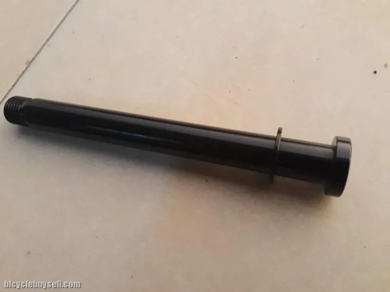 Fox Fork Thru Axle - 15mm Axle Rplacement - Bolt On (Fox Only) -- free courier