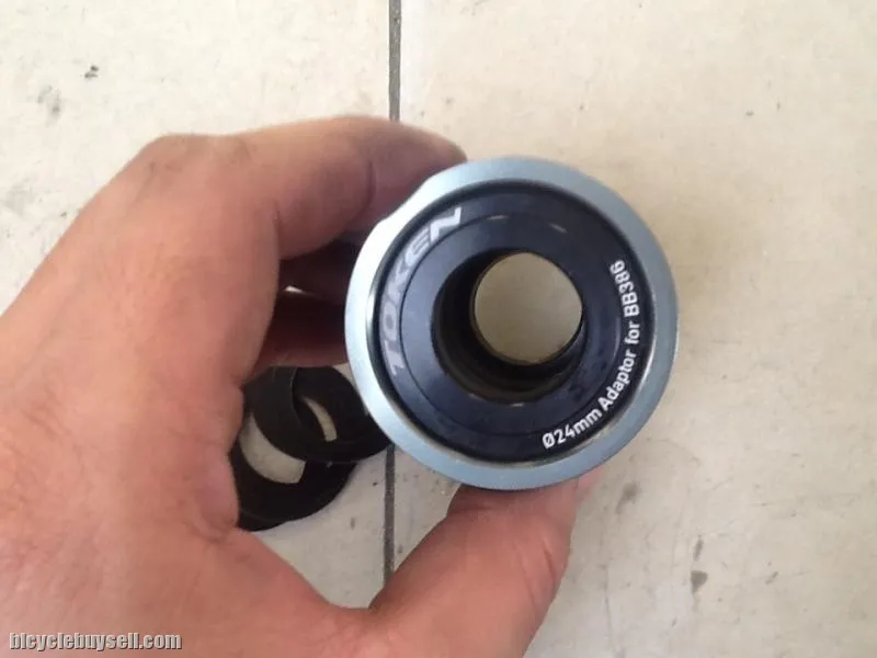 Token Bottom Bracket Pressfit BB386 To 24mm Shimano Cranks - Taiwan -- free courier