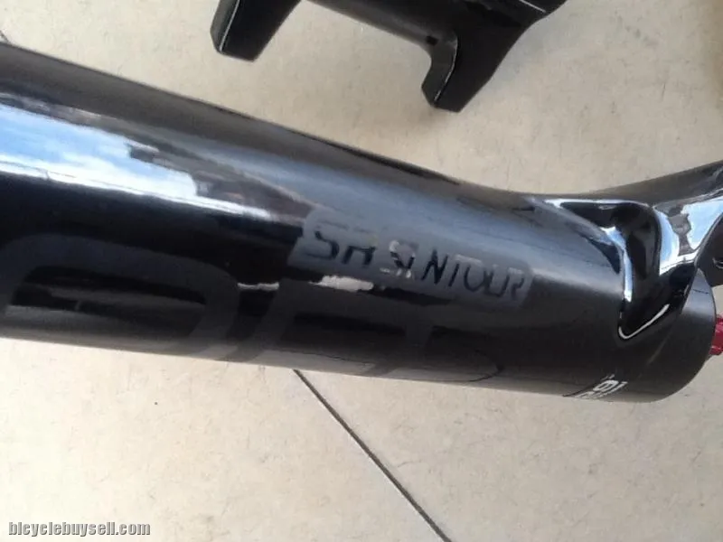 Epixon 29er Air Forks - Remote Lockout - All Black - 9mm QR - New Facelift   -- free courier