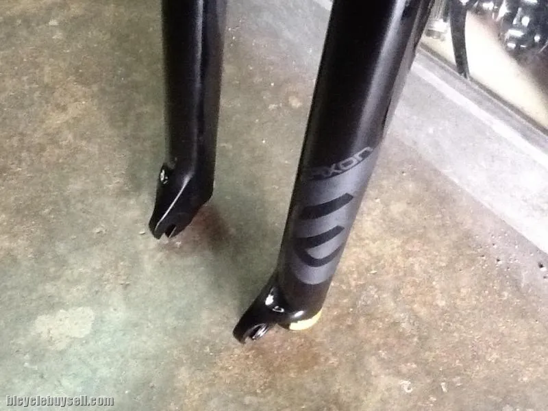 Epixon 29er Air Fork Remote Lockout - All Black - QR/100mm / Latest Model (free pos w.m)