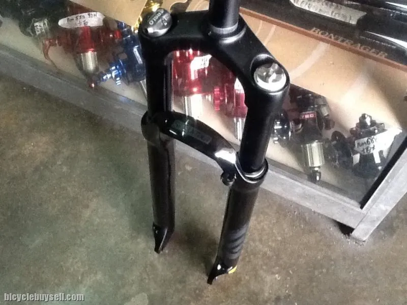 Epixon 29er Air Fork Remote Lockout - All Black - QR/100mm / Latest Model (free pos w.m)