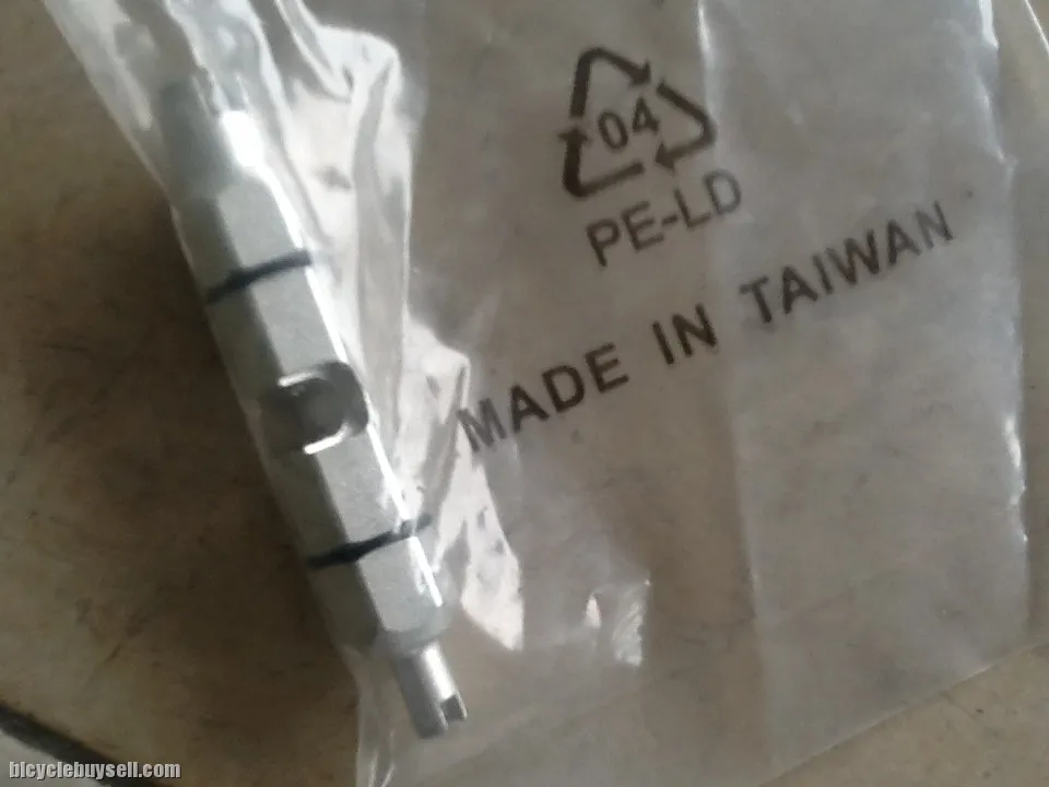 BikeHand 3in1 Tube Install/Remove Valve and Install Extend Valve Tools - Taiwan -- free courier