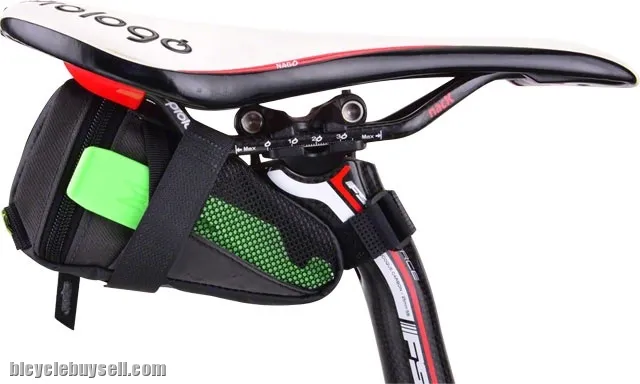 Birzman Roadster 2 Reflective Seat Pack - Medium 0.4 Litre / Taiwan (free pos w.m)