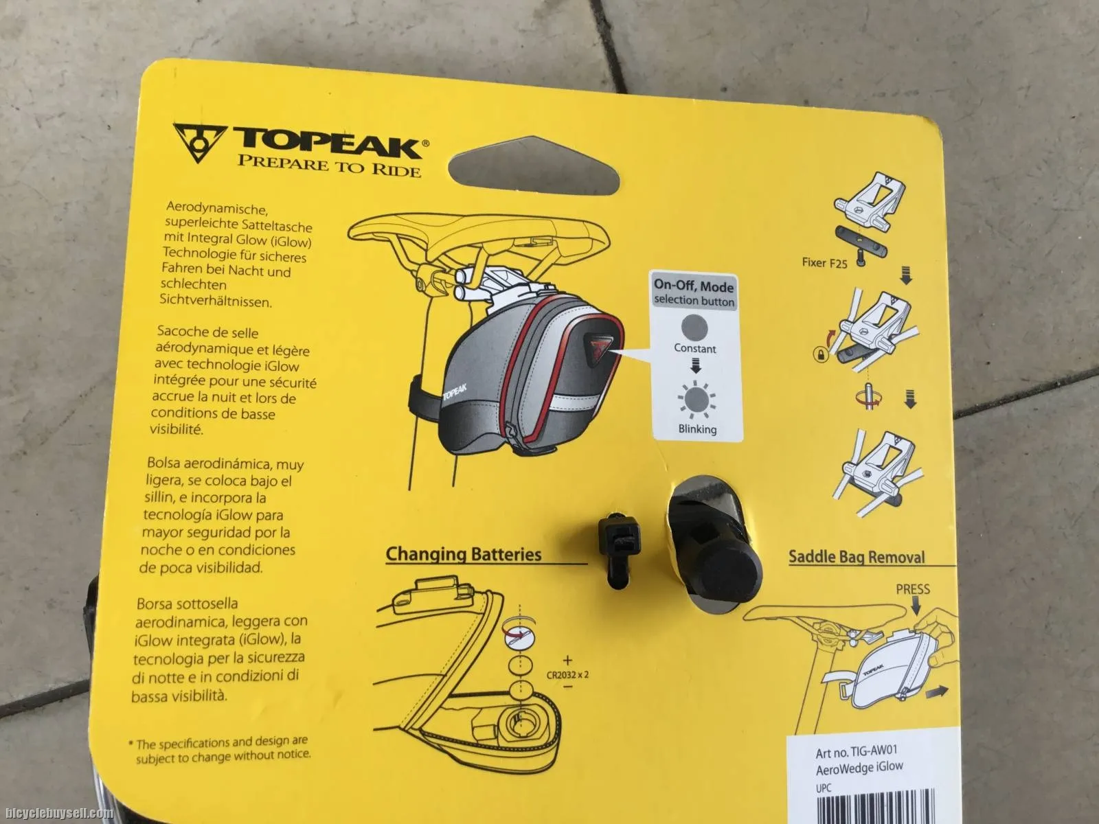 Topeak Aero Wedge IGlow With Light Saddles Bag - Size S -- free courier