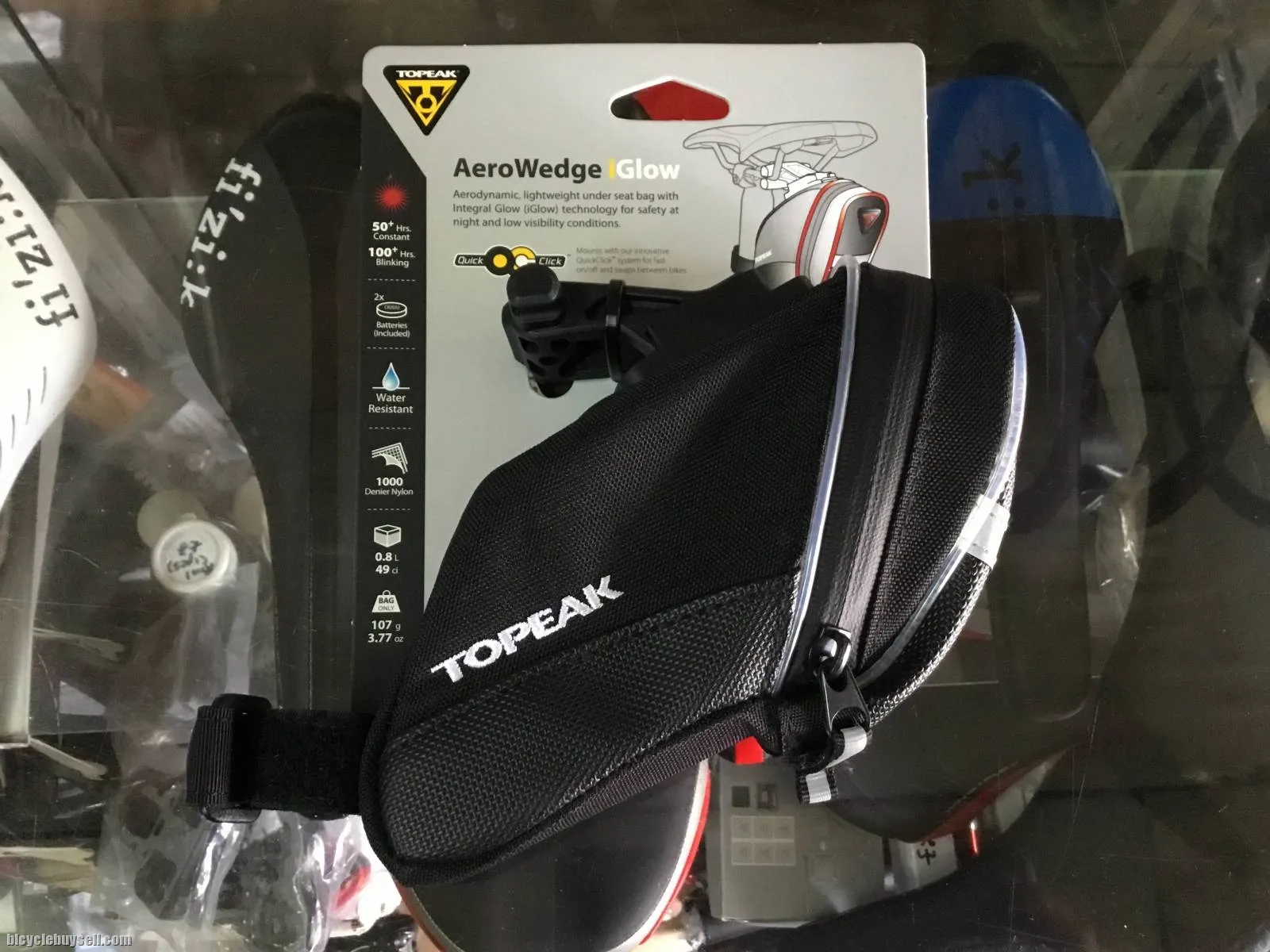 Topeak iGlow Aero Wedge Pack Saddles Bag / Taiwan (free pos w.m)