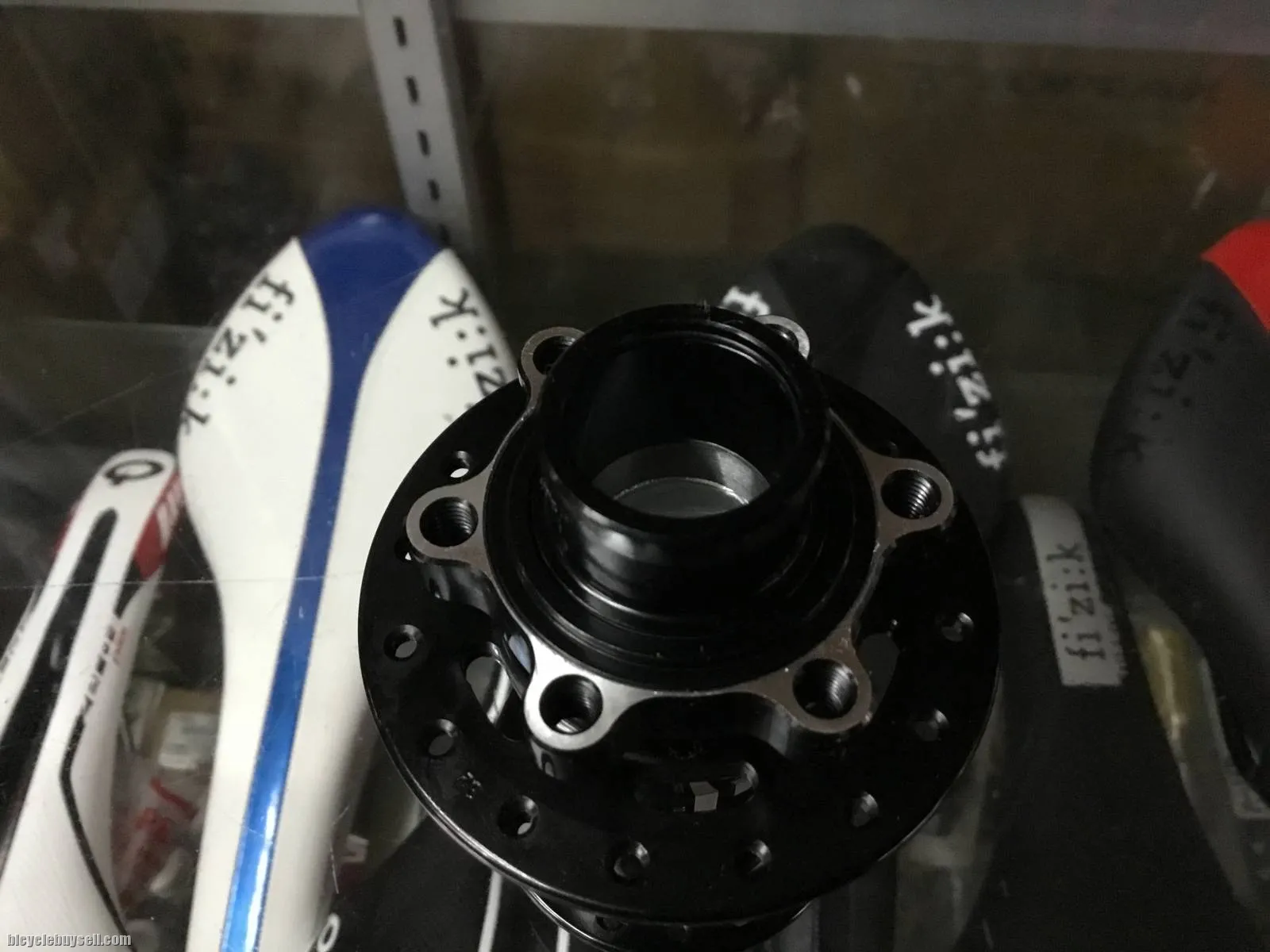 Novatec D041 DH 20x110mm / Front Hub Only  (free pos w.m)
