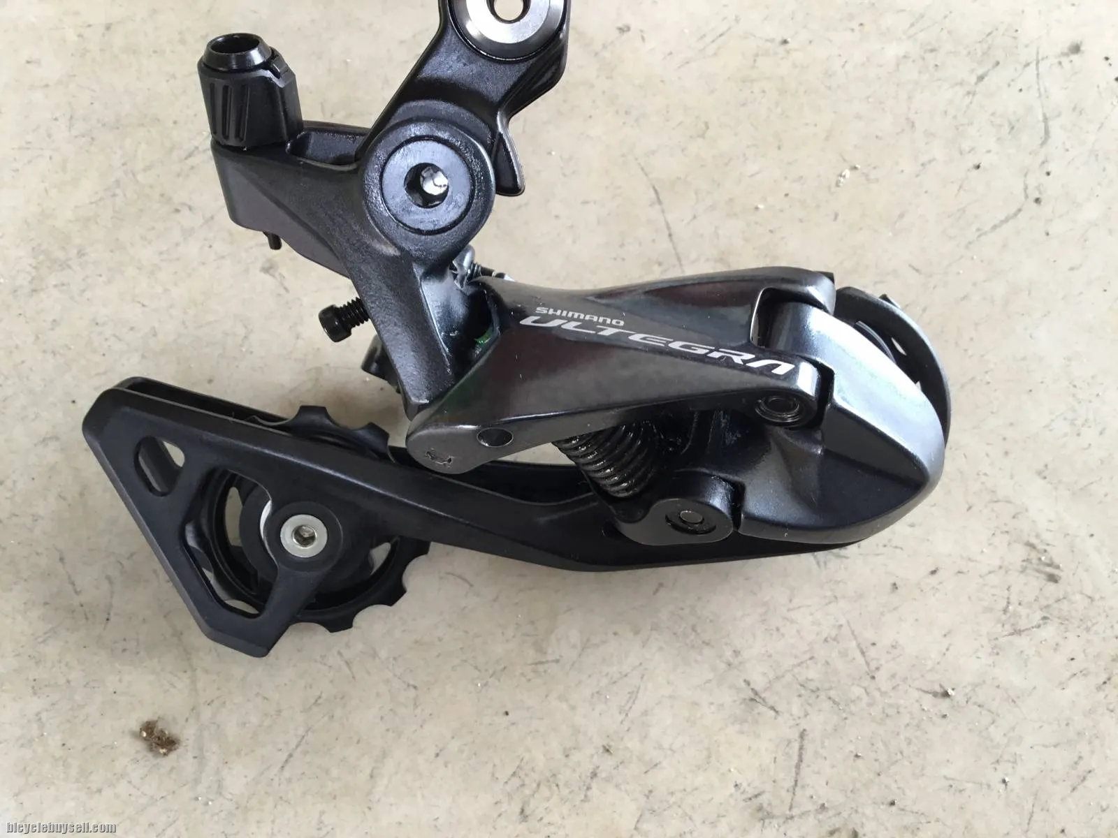 Shimano Ultegra R8000 GS Rear Deraileur - Long Cage for 36T  --  Free courier
