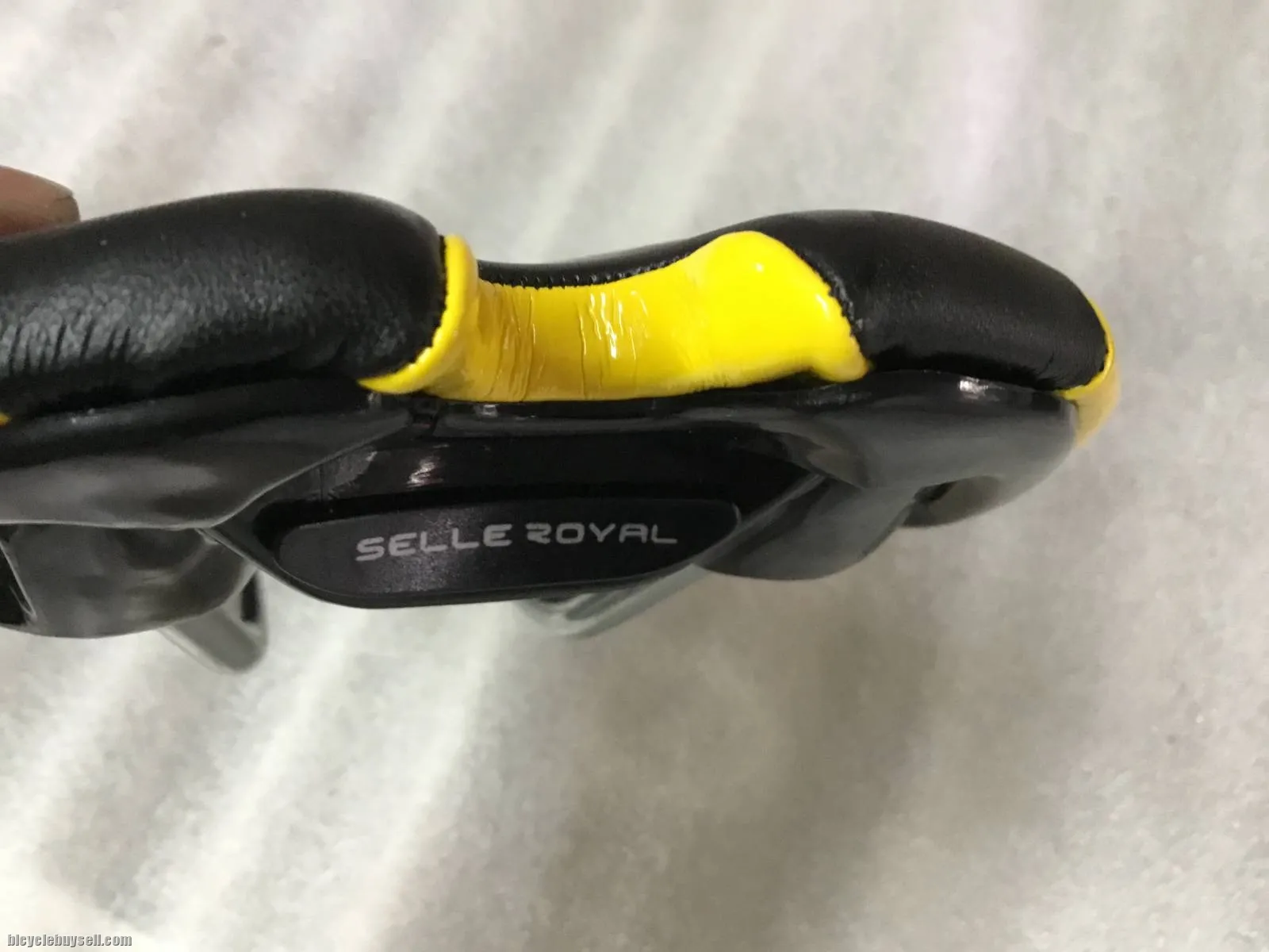 Selle Royal Seta Performance and Comfort Saddles @ free pos