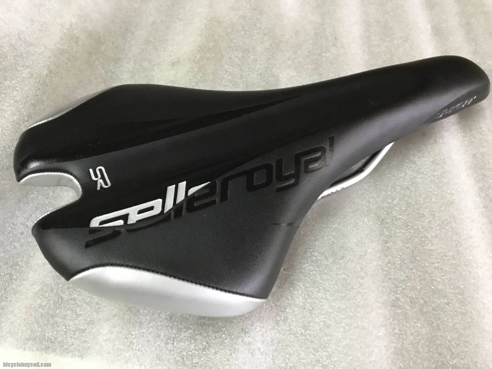 Selle Royal Seta Performance and Comfort Saddles @ free pos