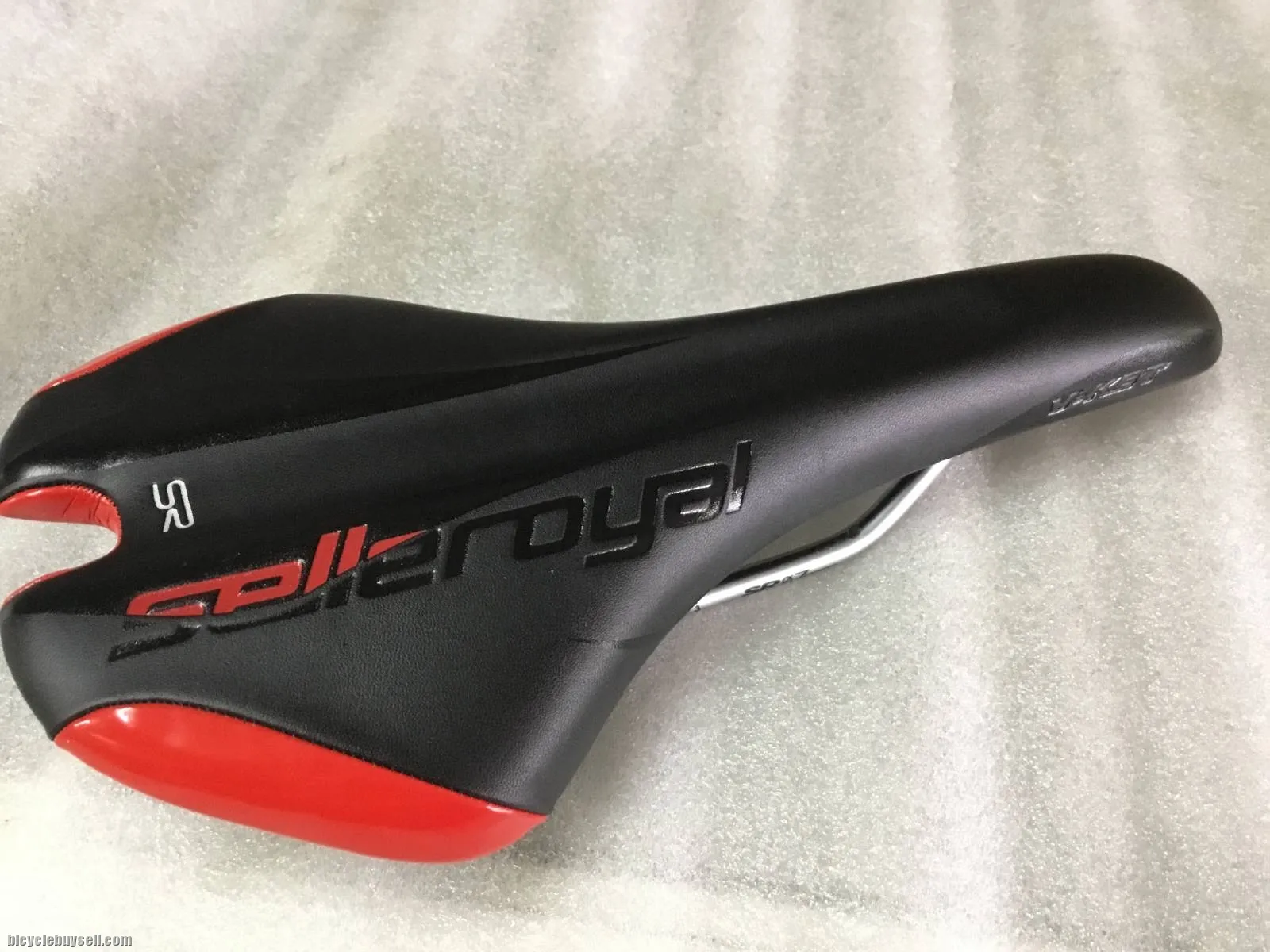 Selle Royal Seta Performance and Comfort Saddles @ free pos