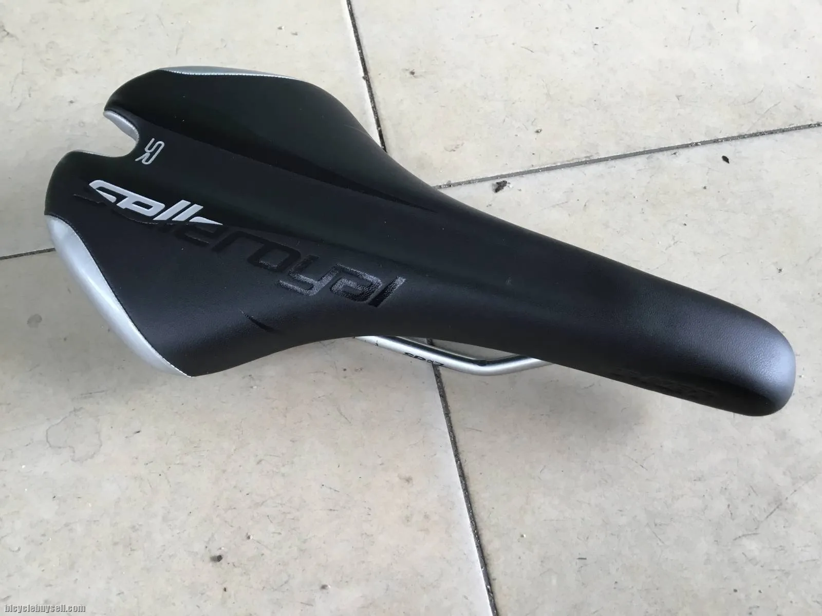 Selle Royal Seta Performance Speed For Comfort -- free courier