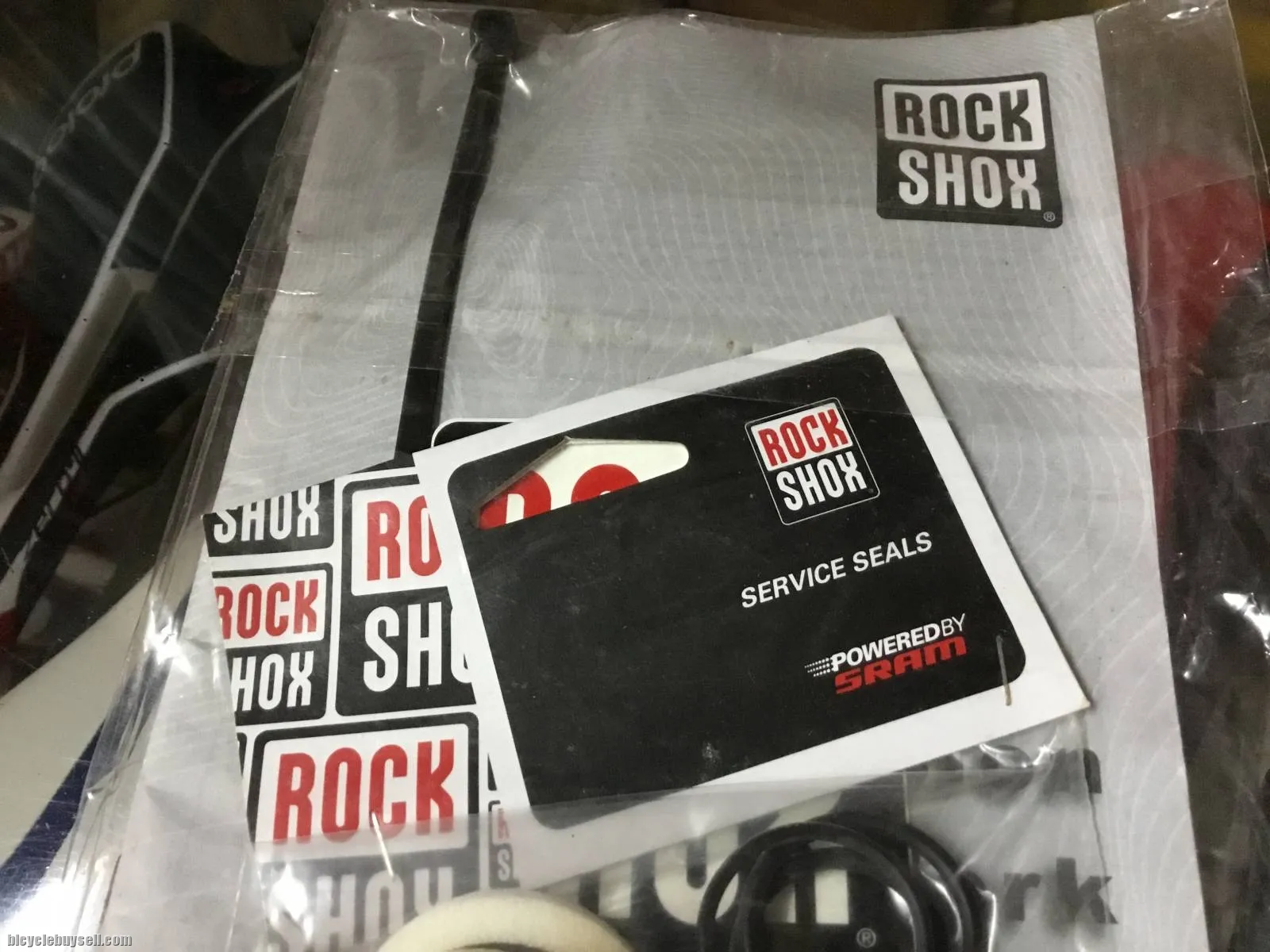 Rock Shox Fork Service Seals  Kit / Taiwan (free pos w.m)