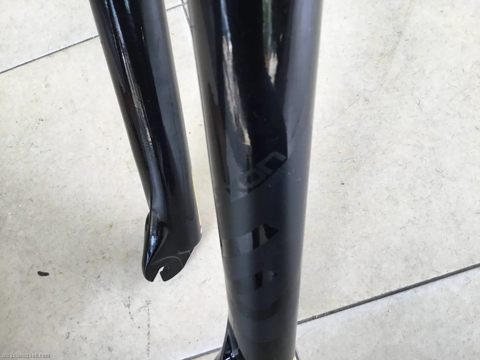 Epixon 27.5" Travel 120mm Fork / 9mm QR (Crown Remote) -- free courier