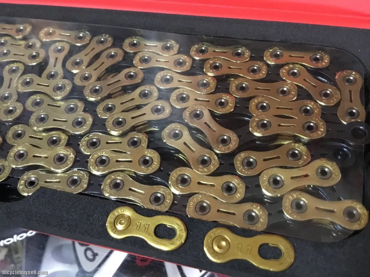 YBN SLA110 11speed Chain / Gold/Black - Limited Color (free pos w.m)