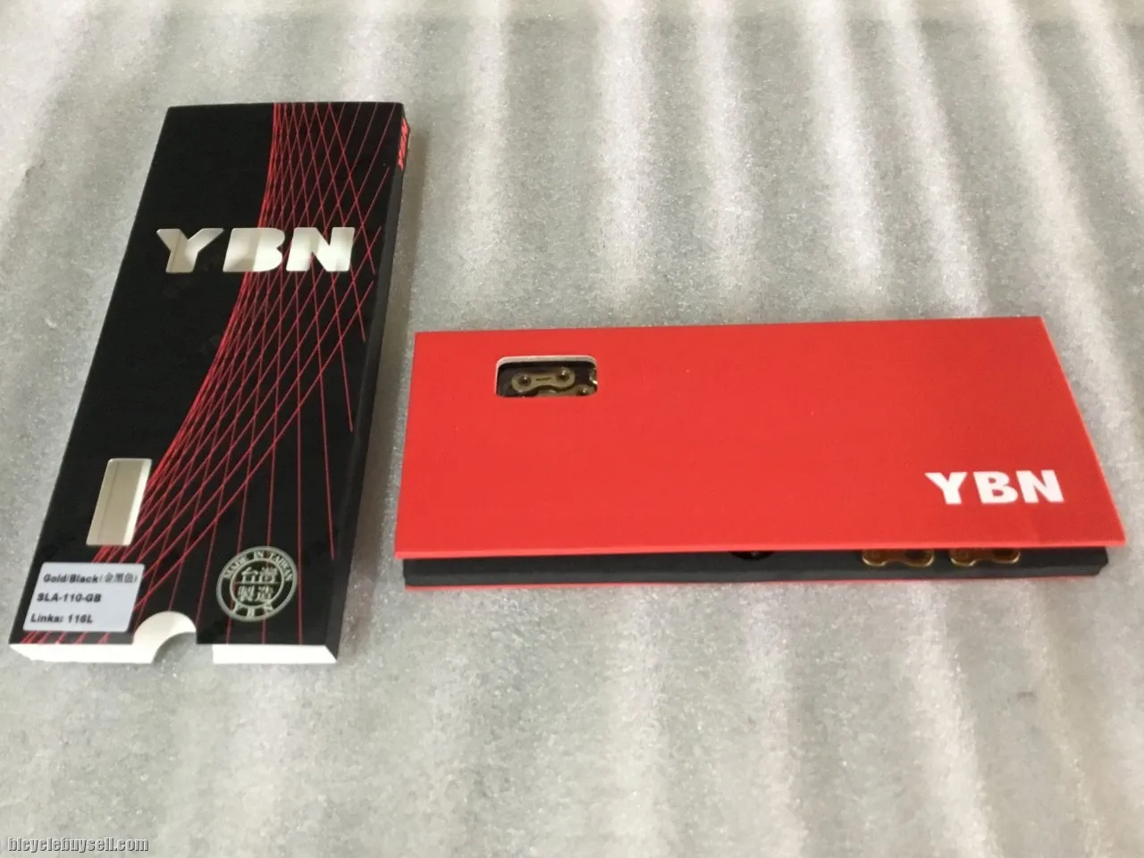 YBN Super Chain (Gold/Black) | 11speed | MTB/Road @ free pos
