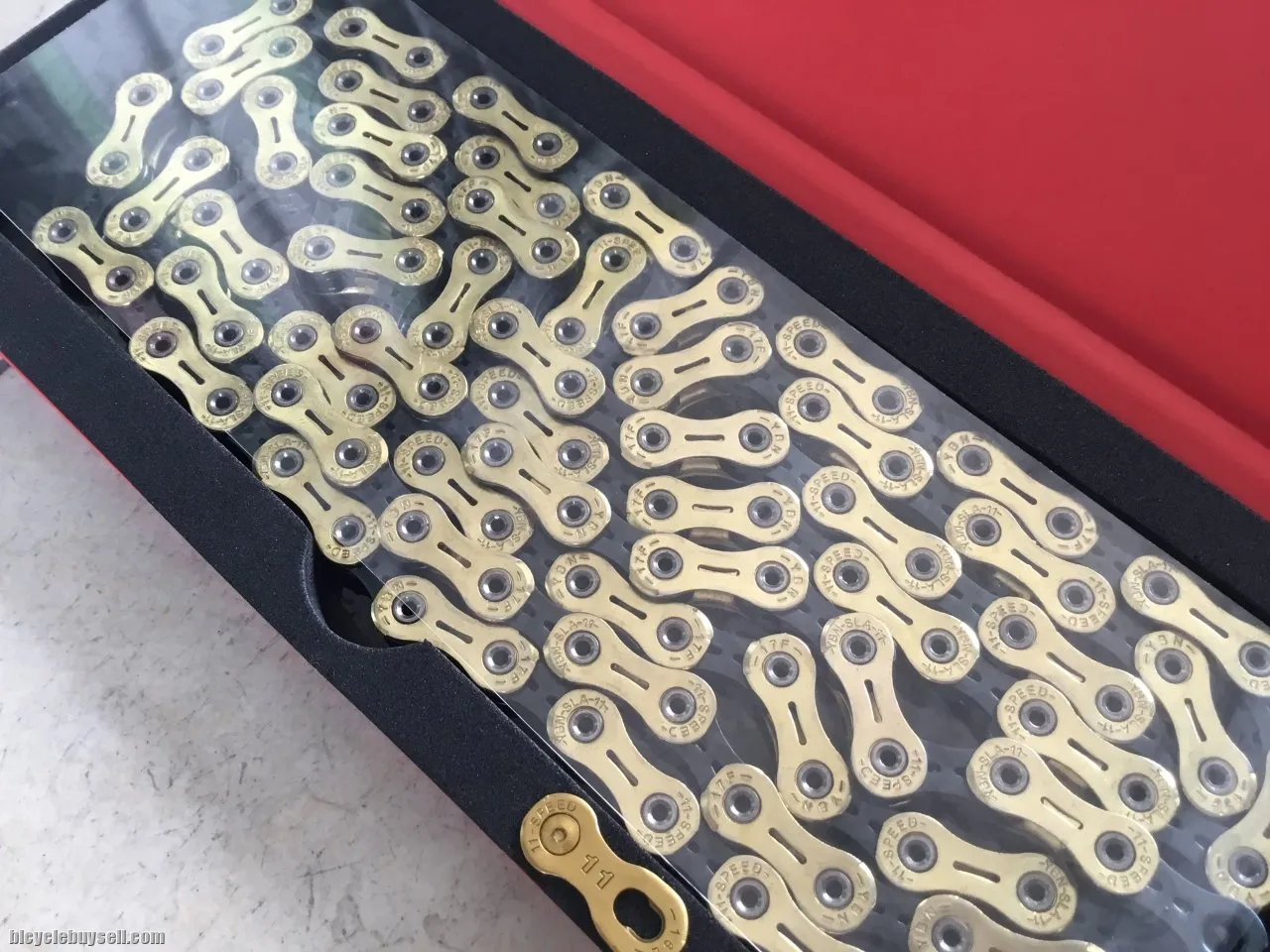 YBN SLA110 11speed Chain - Super Light/Smooth - Gold/Black -- free courier