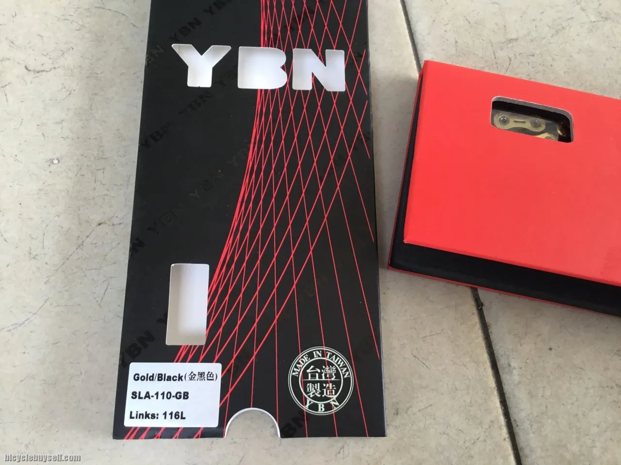 YBN SLA110 11speed Chain - Super Light/Smooth - Gold/Black -- free courier