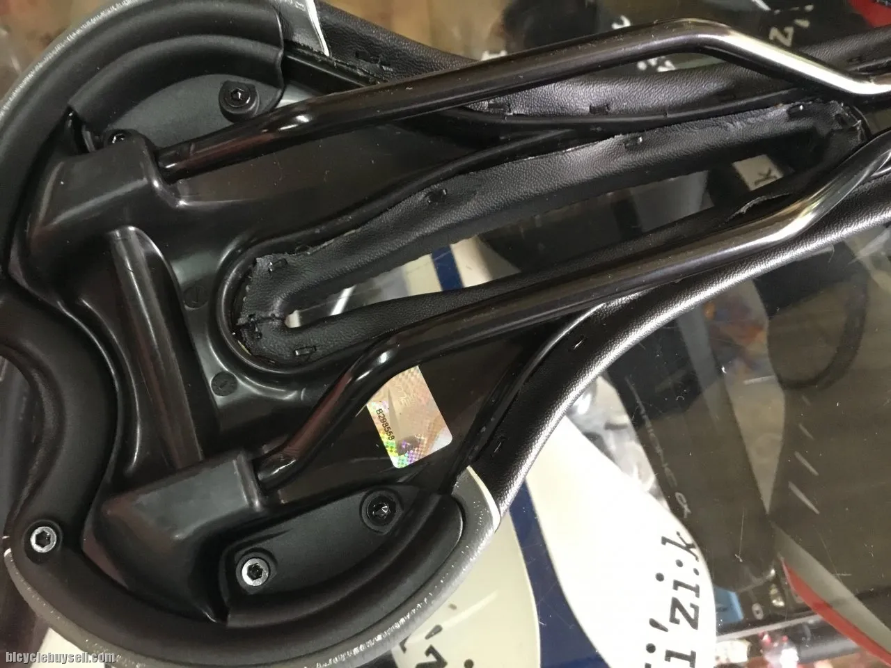 Selle San Marco Era Dynamic Narrow Saddles / Flow Design (free pos w.m)