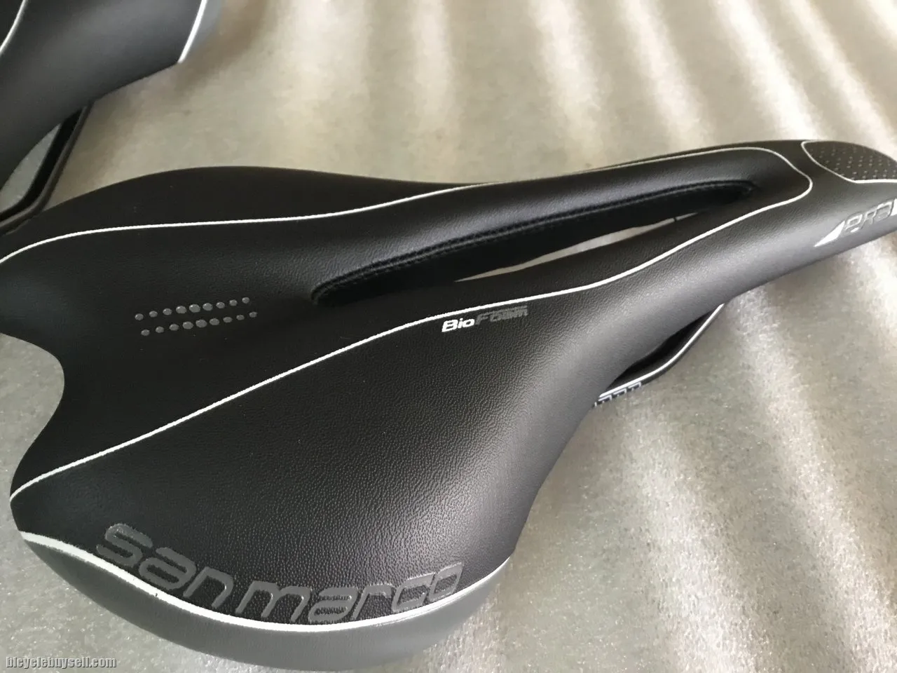 San Marco Era Performance Saddles | Flow Design  @ free pos