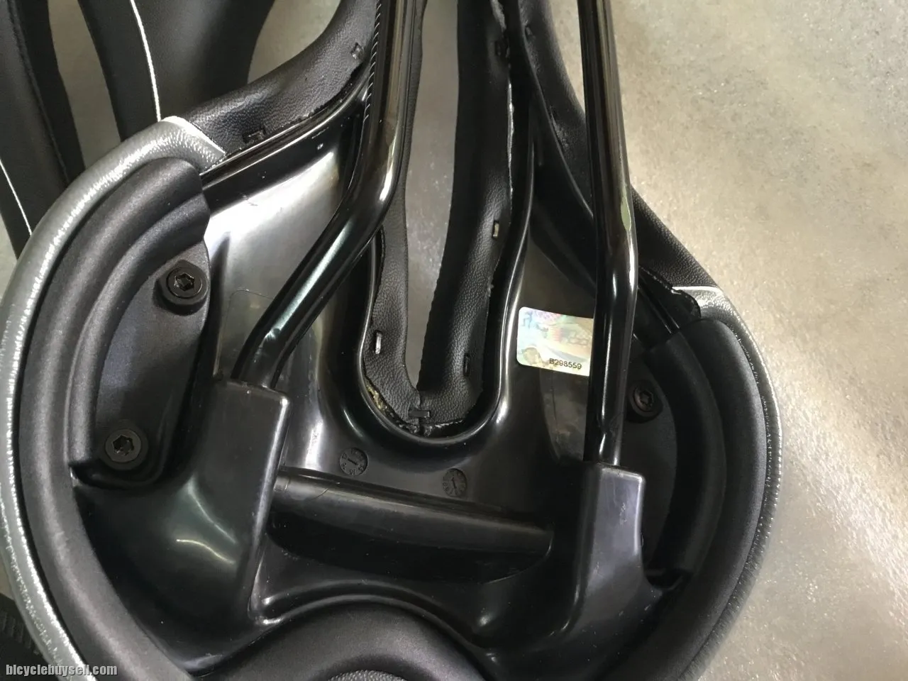 San Marco Era Performance Saddles | Flow Design  @ free pos