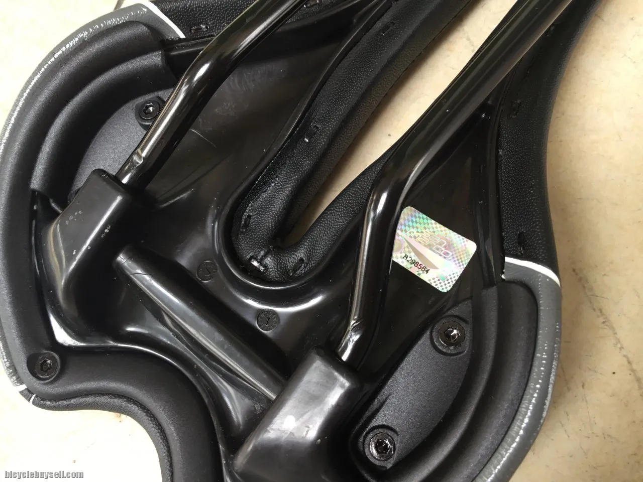 San Marco Era Dynamic/Performance Saddles - Flow Design - BioFoam -- free courier
