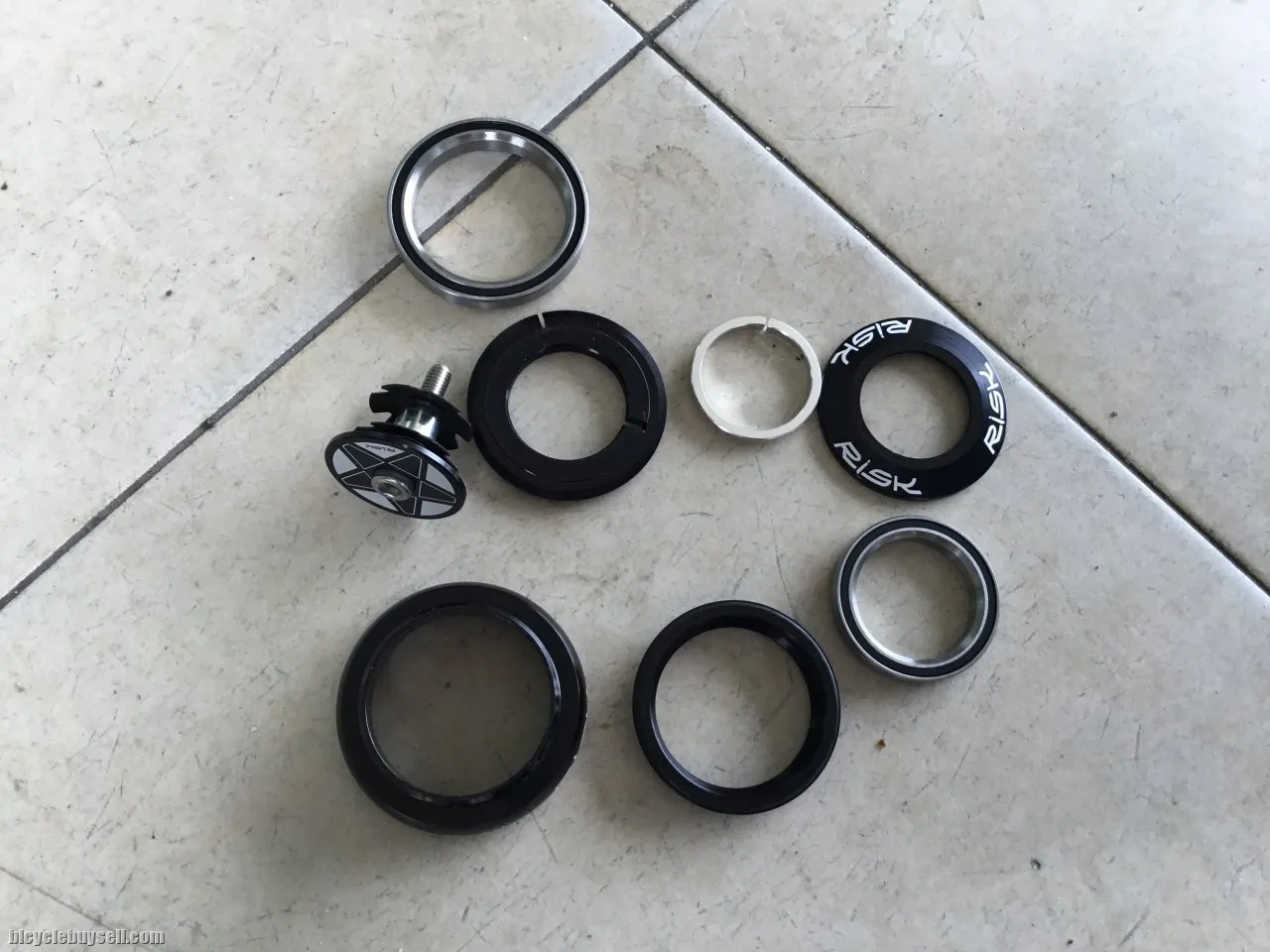 Risk Headset for 44mm frame,Taped fork use-  Free Courier