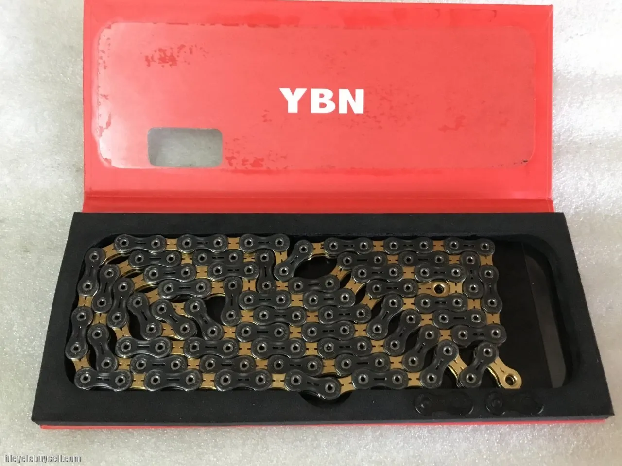 YBN Super Chain (Black/Gold) | 11speed | MTB/Road @ free pos