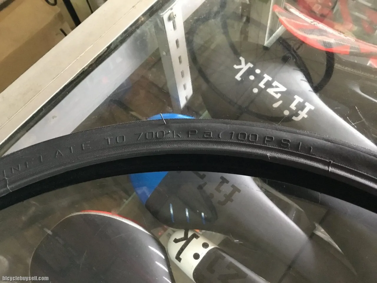 Innova Tires / Folding Bike 20â€ 1 1/8 - 451  (free pos w.m)
