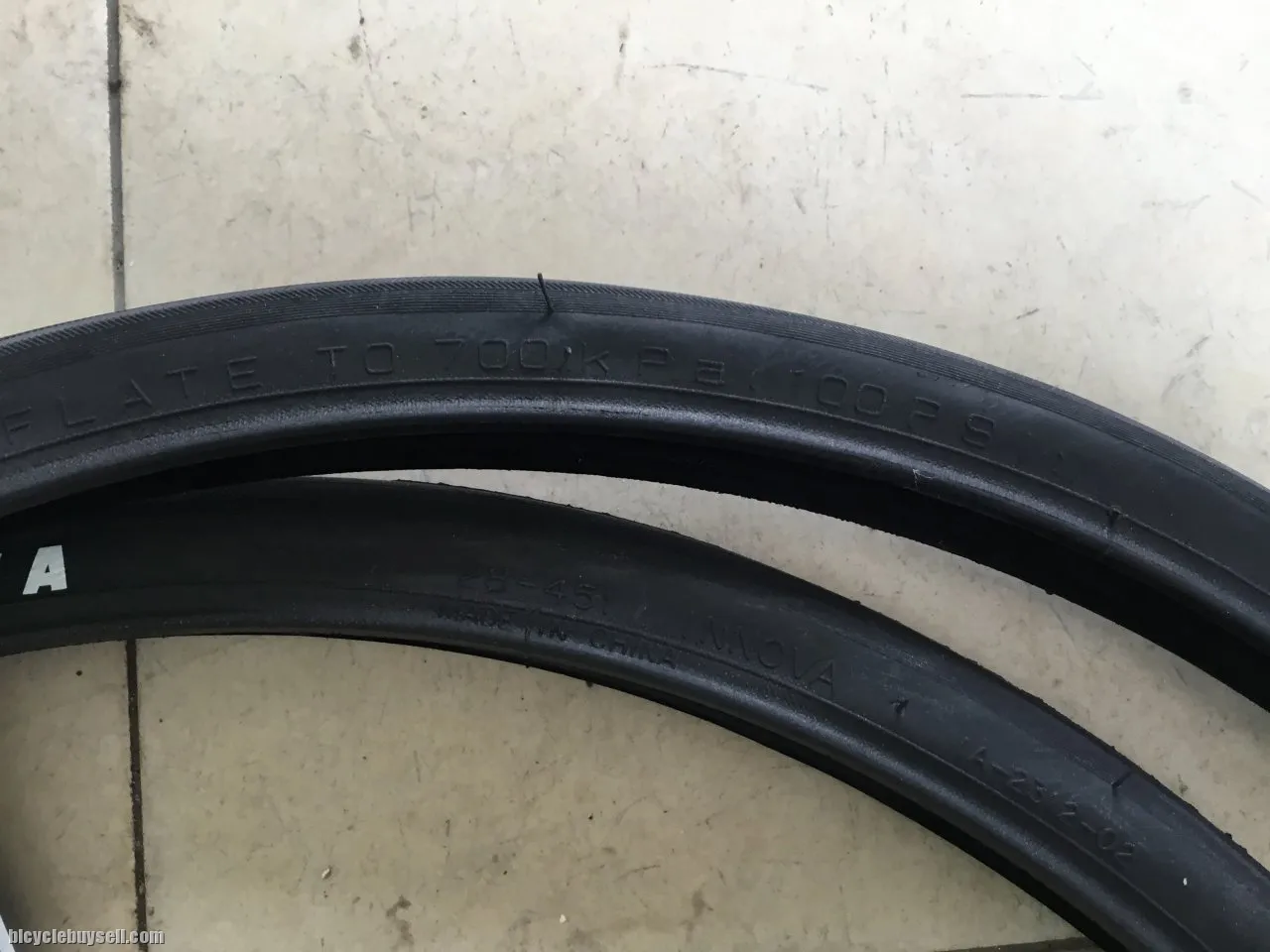 Innovo FoldingBike - Wire Bead (20/1-1/8 451) (1 Pair)  free courier