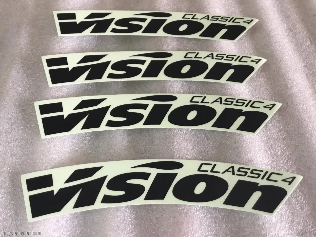Vision Classic4 Wheel Sticker | Original  @ free pos
