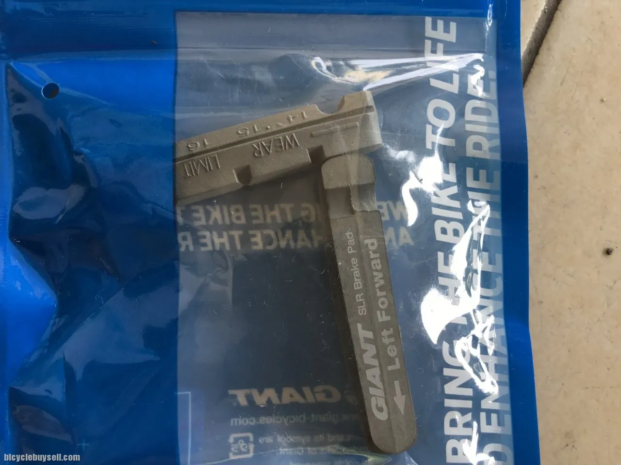 Giant SLR Carbon Brake Pad For Shimano/Sram -- free courier