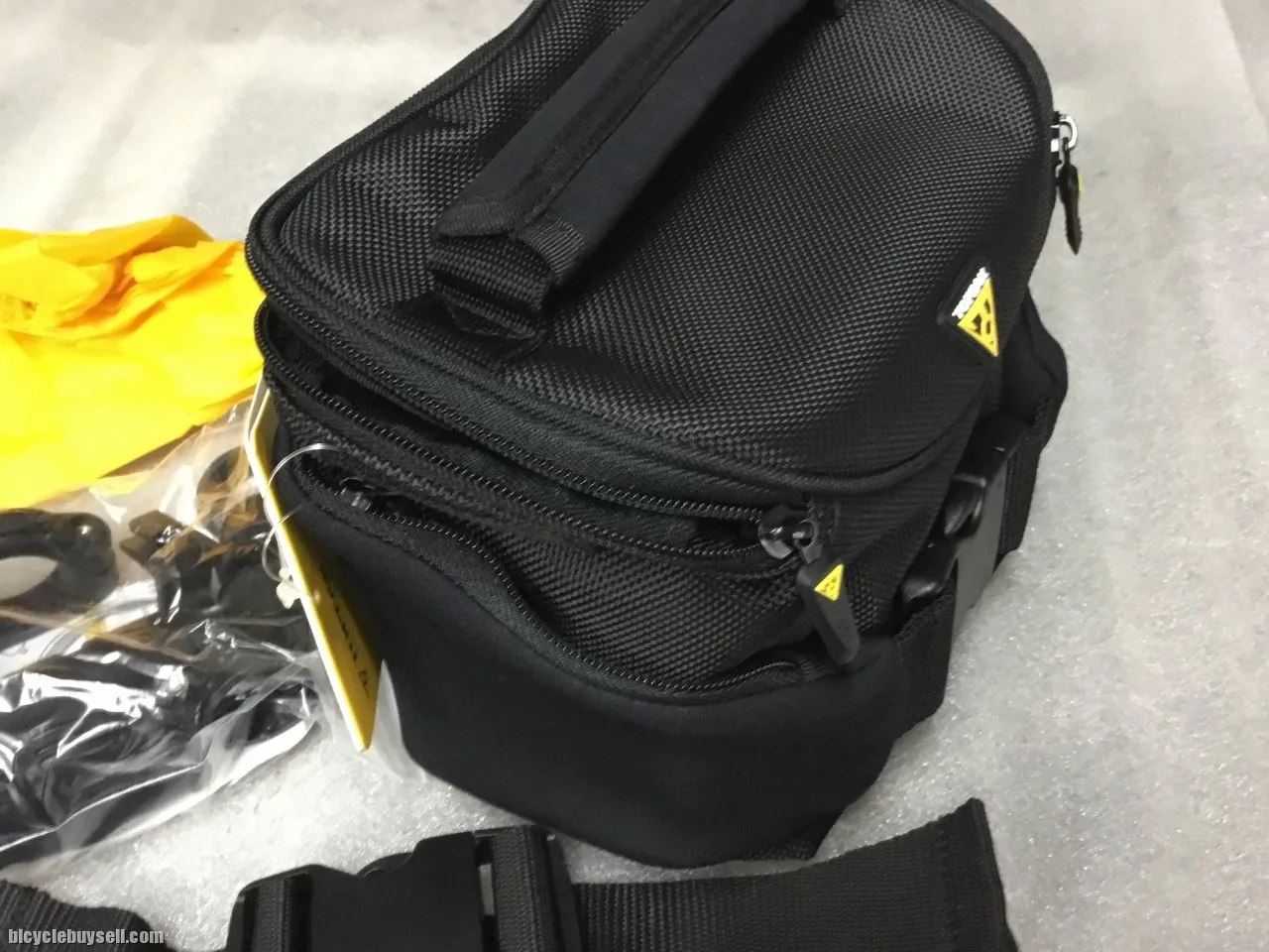 Topeak Compact Handlebar Bag 2L @ free pos
