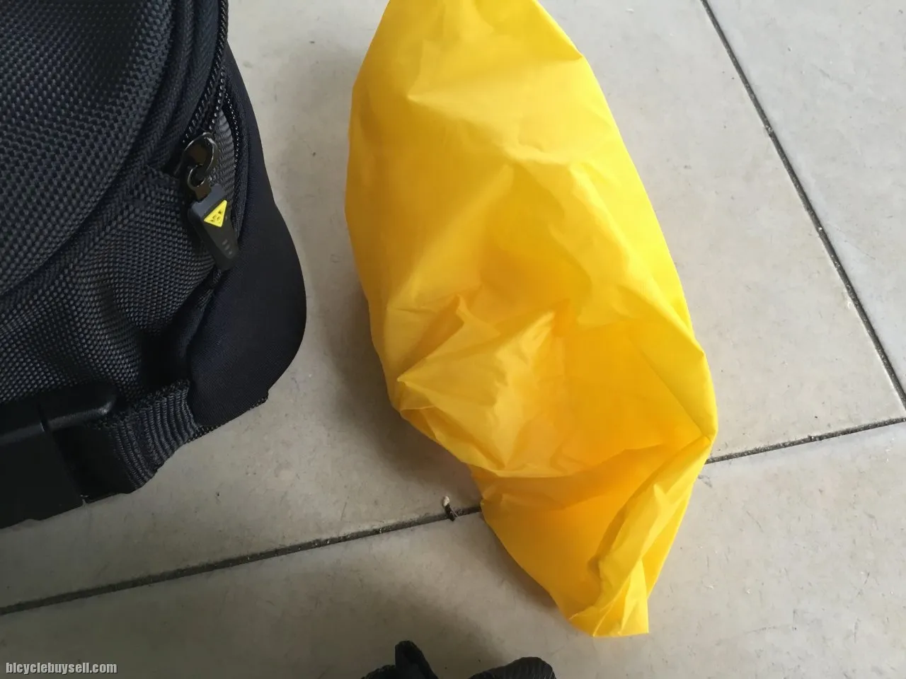 Topeak Handlebar Compact Bag 2L - Taiwan - free courier