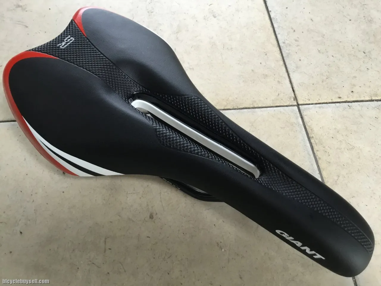 Giant Flow Pro Saddle Made By SelleRoyal  -- free courier