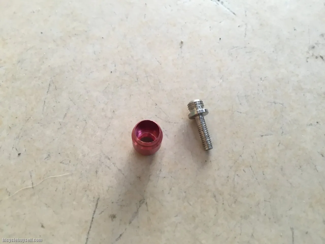 Sram New Model Brake Hose Adaptor - Hidaulic Hose use -- free courier