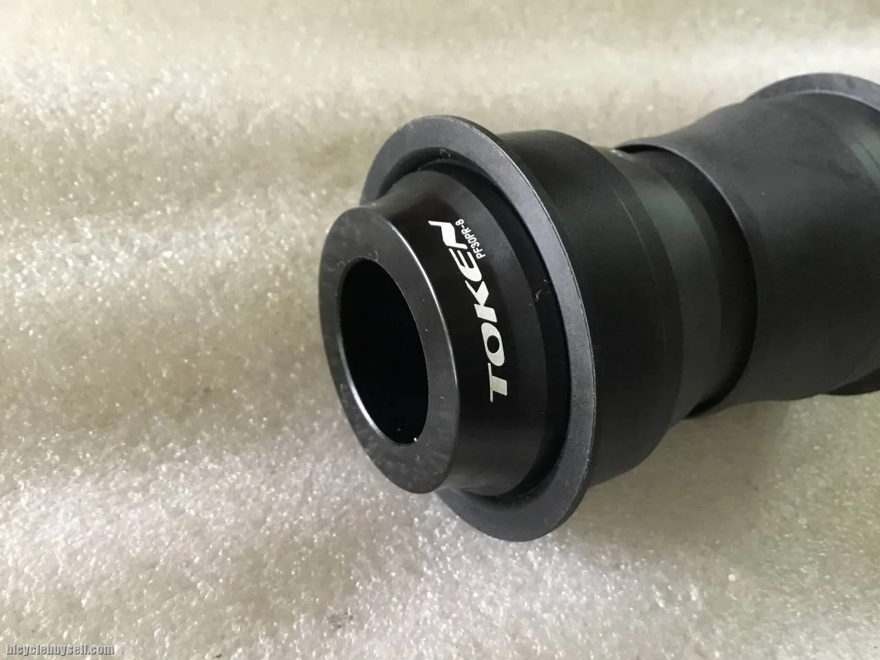 Token  Pressfit BB | PF30 Convert 22/24mm Sram @ free pos