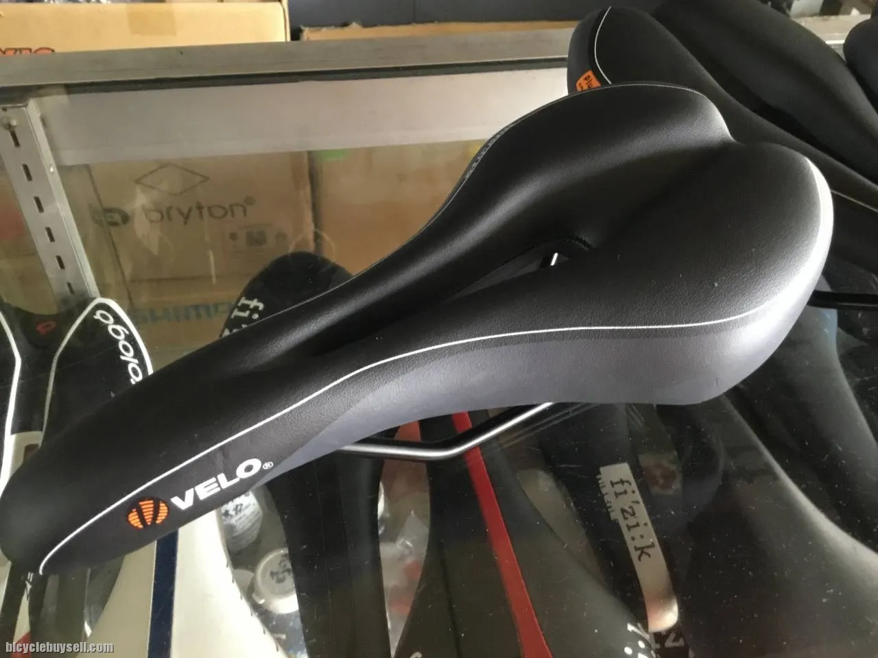 Velo Plush 2107 sport saddles (free pos w.m)