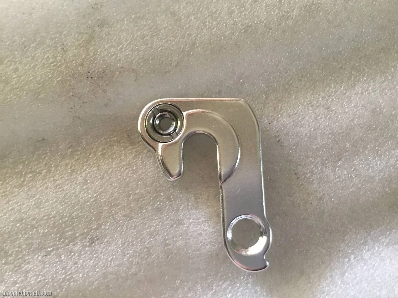 Giant Bicycle Frame Hanger @ free pos