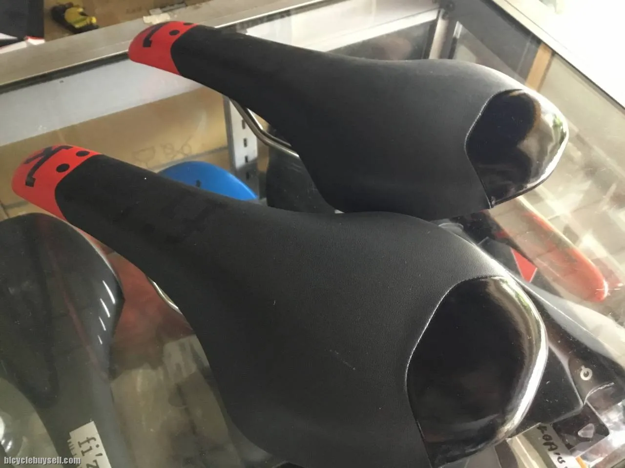 Fizik Tundra2 Performance Saddles - K:ium Rail / Handmade Italy (free pos w.m)