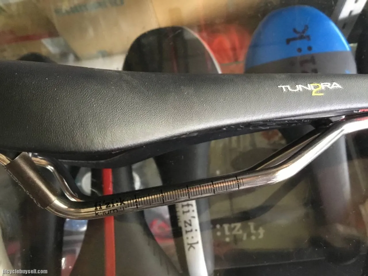 Fizik Tundra2 Performance Saddles - K:ium Rail / Handmade Italy (free pos w.m)