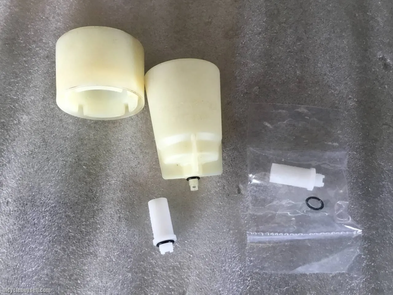 Shimano Road Bleed Funnel Adaptor R8020/R9120 @ free pos