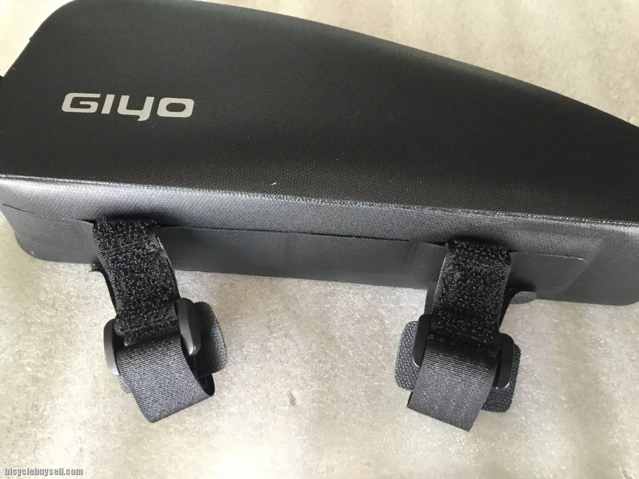 Giyo Top Tube FuelTank | Water Proof | 1.5L @ free pos