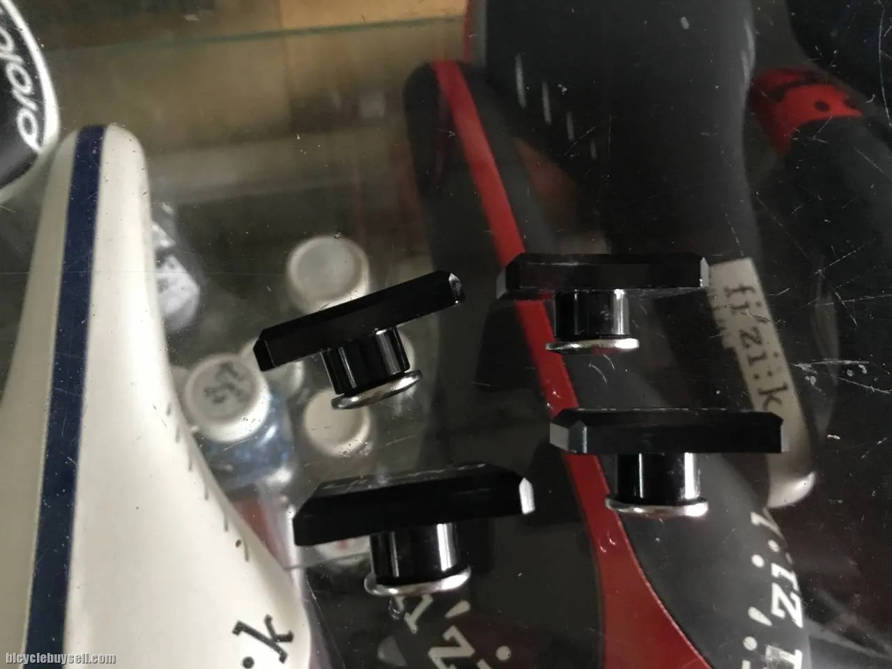 LitePro Crank Cap+Bolt Road/MTB Compatible (free pos w.m)
