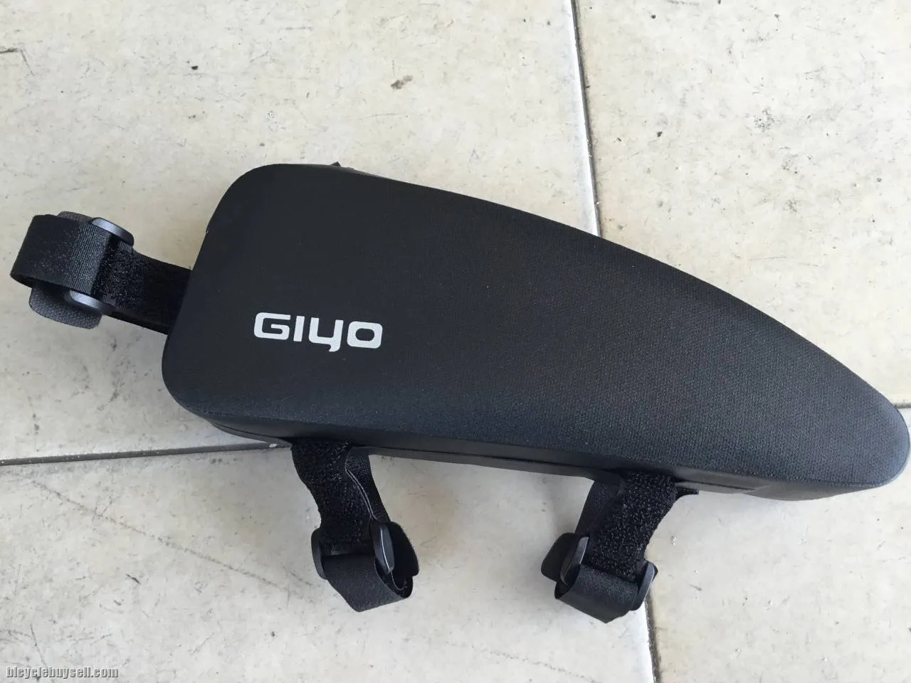 Giyo Toptube 1.5L Bag Water Proof - FuelTank -- free courier